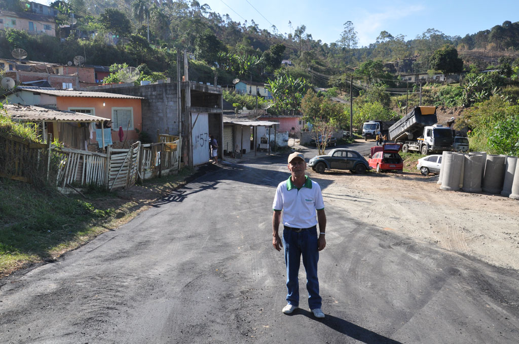 Ruas do Vicente Matheus são asfaltadas
