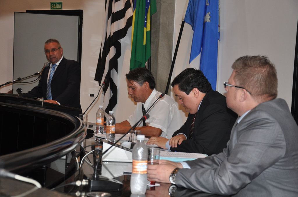 Câmara aprova Contas de 2011 da prefeitura