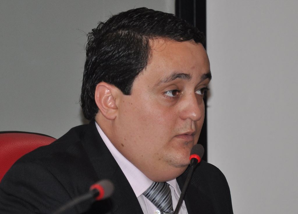 Abelzinho solicitação manutenção de campo no Barreto