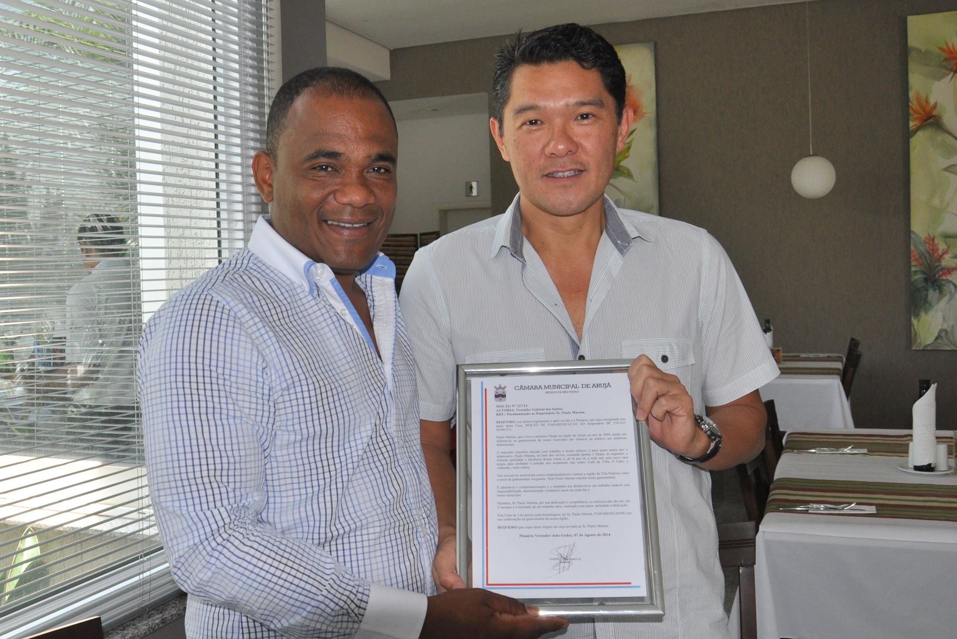 Gabriel homenageia Paulo Maruta