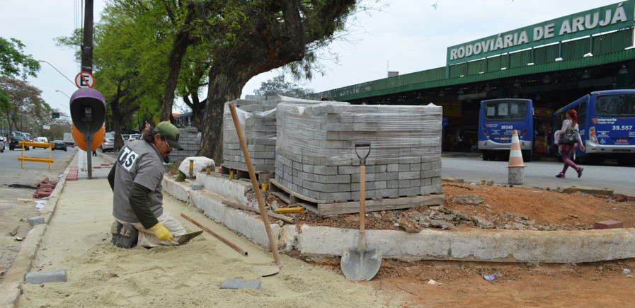 Prefeitura investe R$ 67,2 mil na recuperação de calçadas