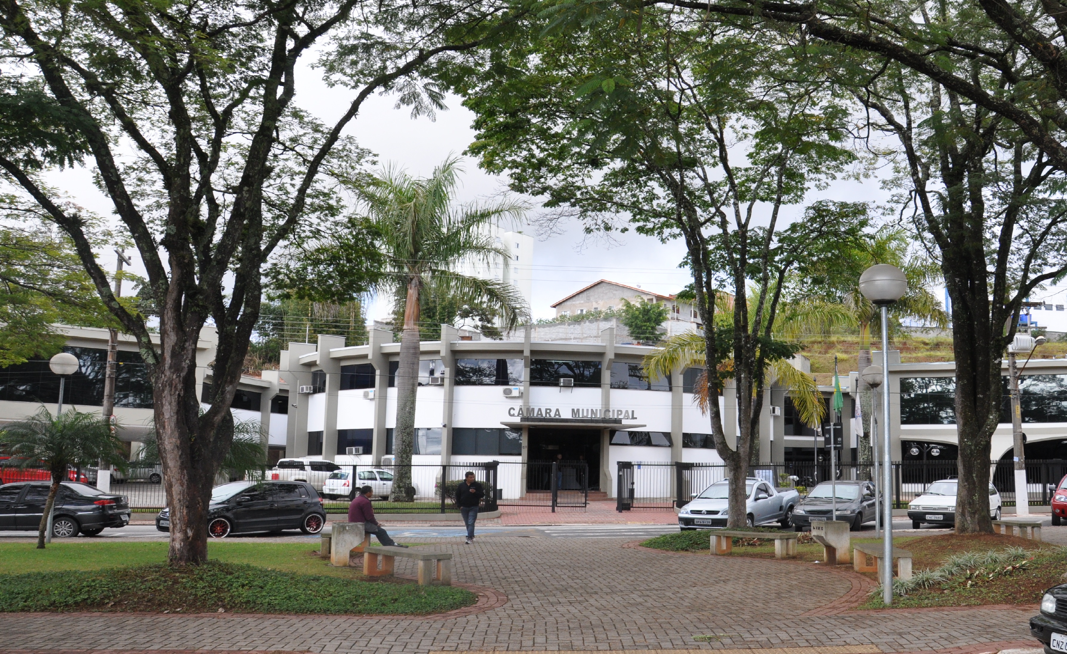 Câmara não terá expediente nos dias 20 e 21/4; sessão será transferida para 27/4