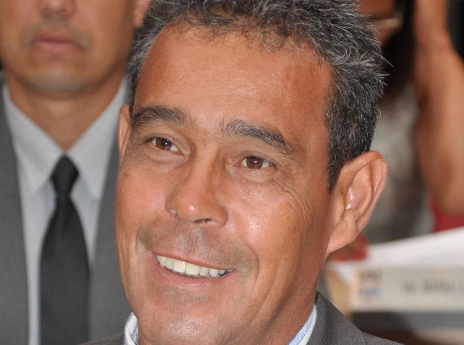 Mano's solicita à Prefeitura realização de manutenção e limpeza nos bairros