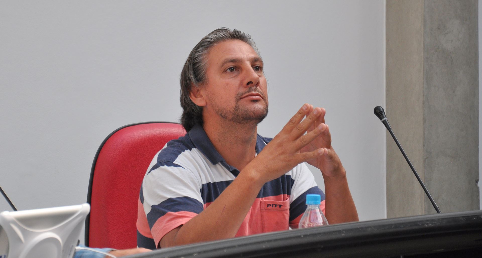Cocera Cabelo pede à Prefeitura vistoria a tanques de combustíveis no Centro Industrial