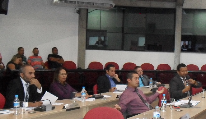 Polêmica marca debate sobre alterações no Regimento Interno