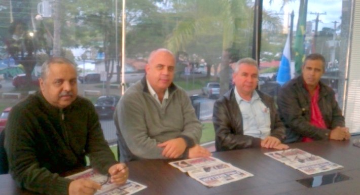 Reynaldinho recebe representantes da Folha Shallom