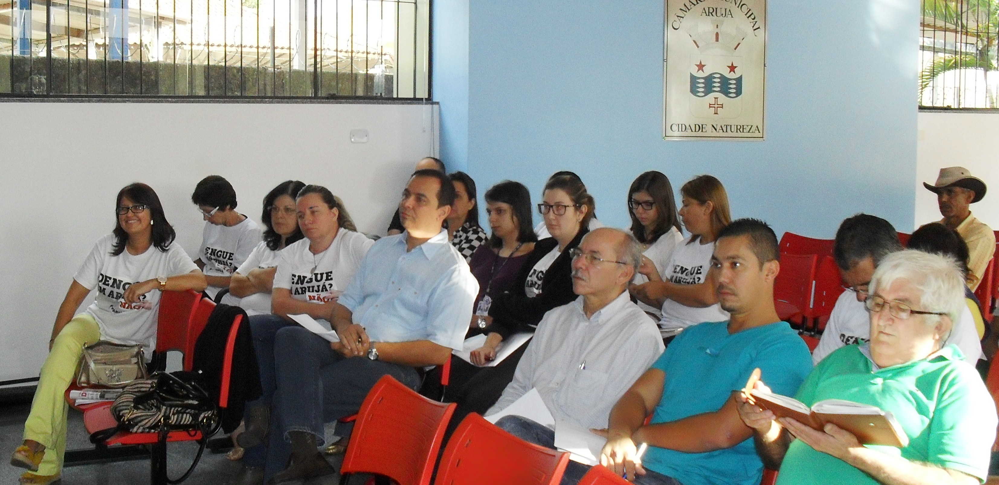 Vereadores questionam secretária de Saúde sobre falta de médicos e atuação da Cejam
