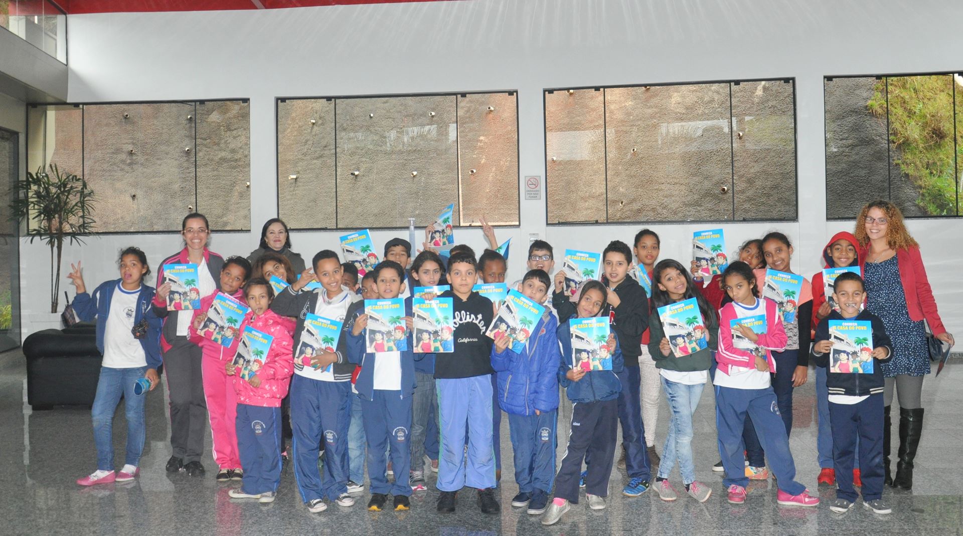 Alunos da Paulo Freire visitam Câmara