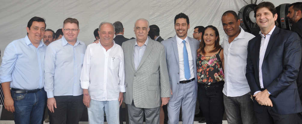 Vereadores participam de entrega de pista Marginal da Dutra e Ministro anuncia passarelas