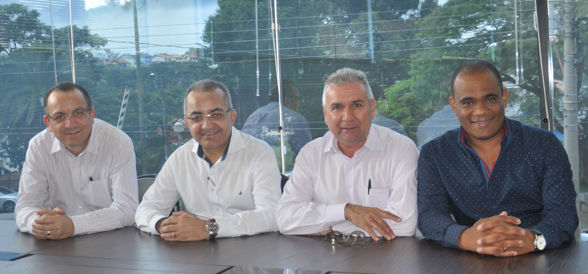 Vereador Ailton Lima de Santo André visita Câmara de Arujá