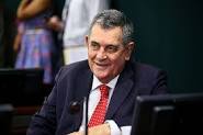Deputado Arnaldo Faria de Sá receberá Título de Cidadão Arujaense