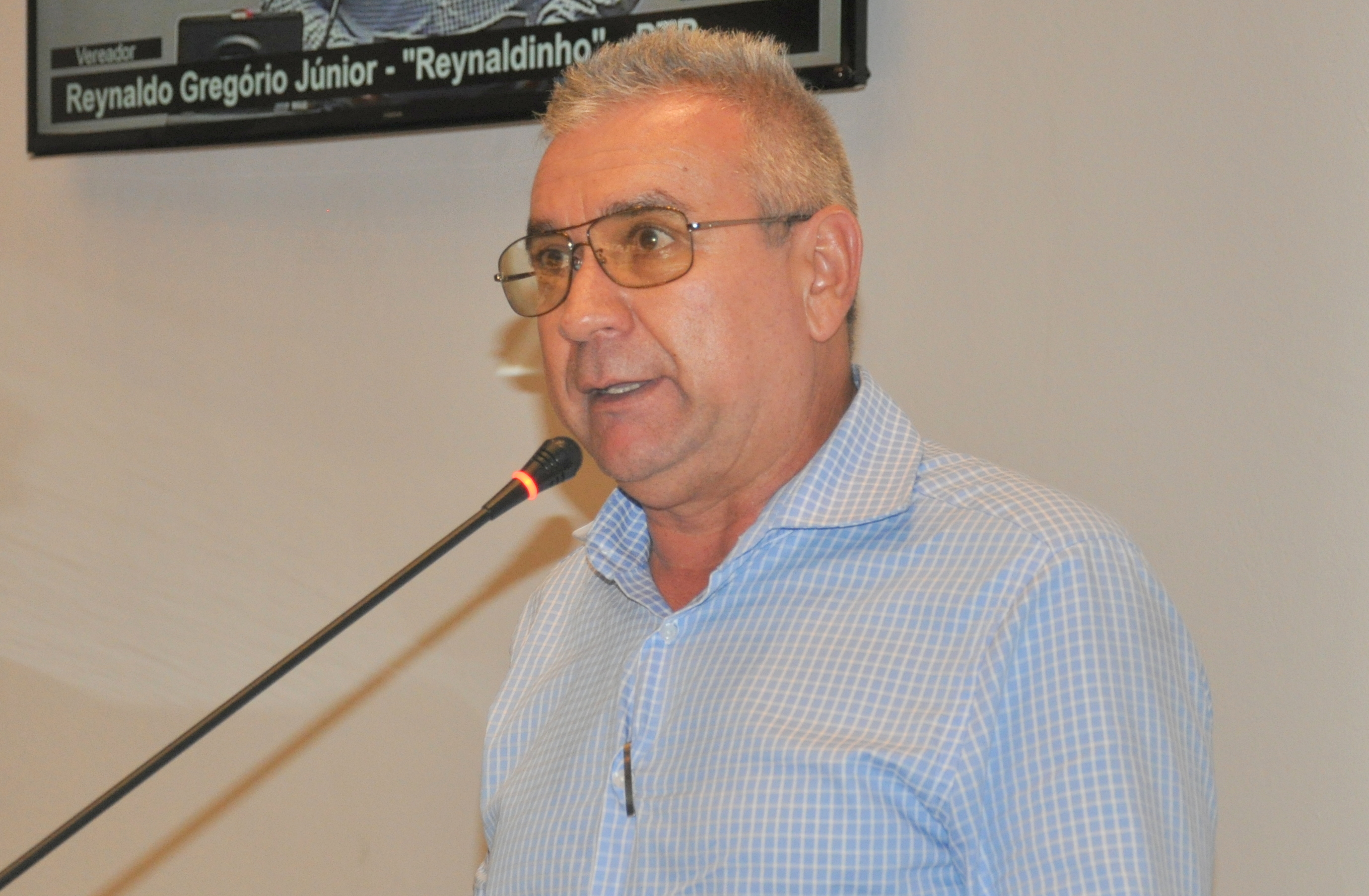 A pedido de Reynaldinho, Prefeitura fará limpeza de rua no Jardim São Jorge e instalará lixeira em viela
