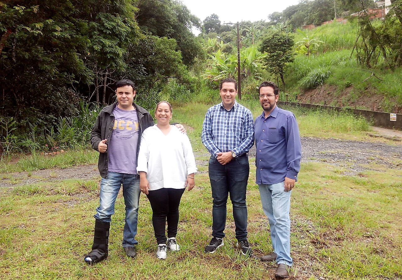 Vereadores montam força-tarefa para exigir melhorias no bairro Vertentes