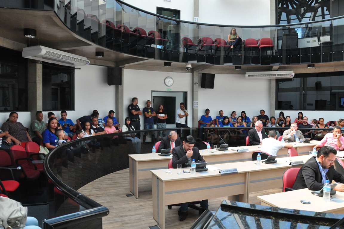 Resumo: veja o que foi deliberado na 70ª Sessão Ordinária da Câmara