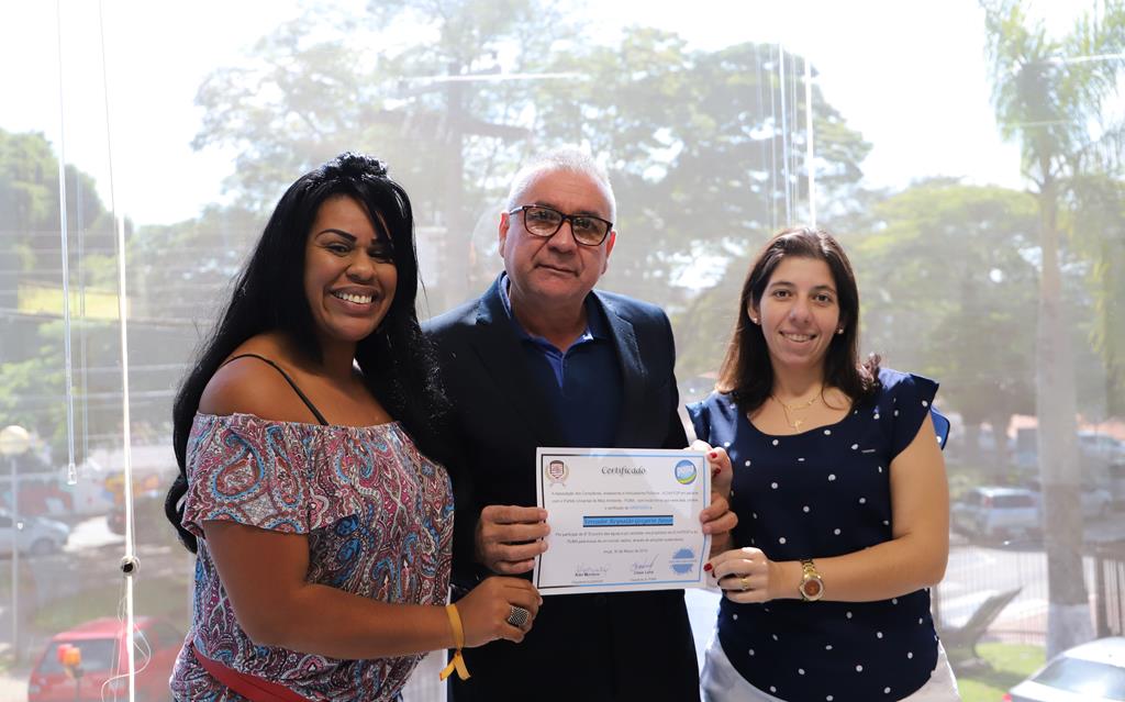 Reynaldinho recebe certificado por participação em evento sobre água